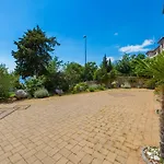Artan Apartament *