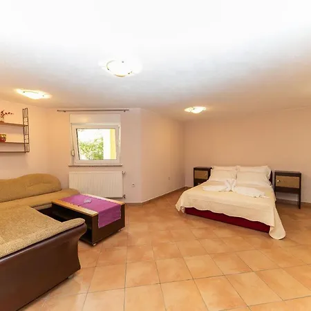 Apartment Artan *