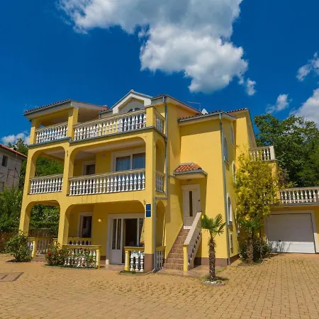 Apartament Artan